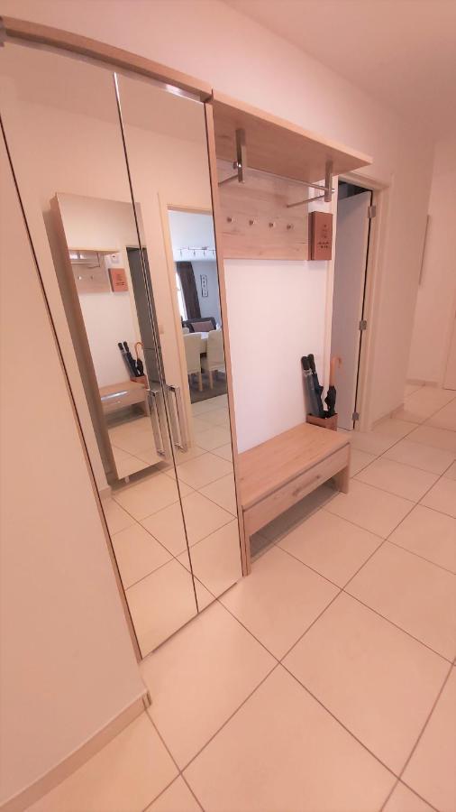 Marjori Oostende Met Gratis Parkeerplaats Exterior foto